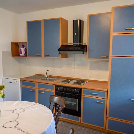 Lucija Apartmán *