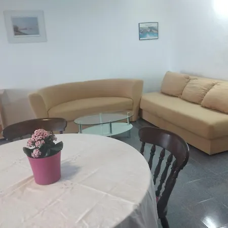 Lucija Apartmán