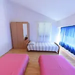 Apartamento Lucija *